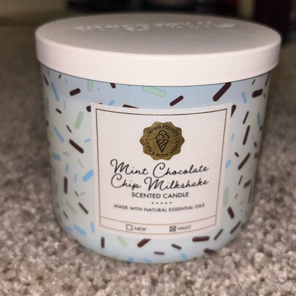 Bath and Body Works Limited Edition Mint Chocolate Milkshake